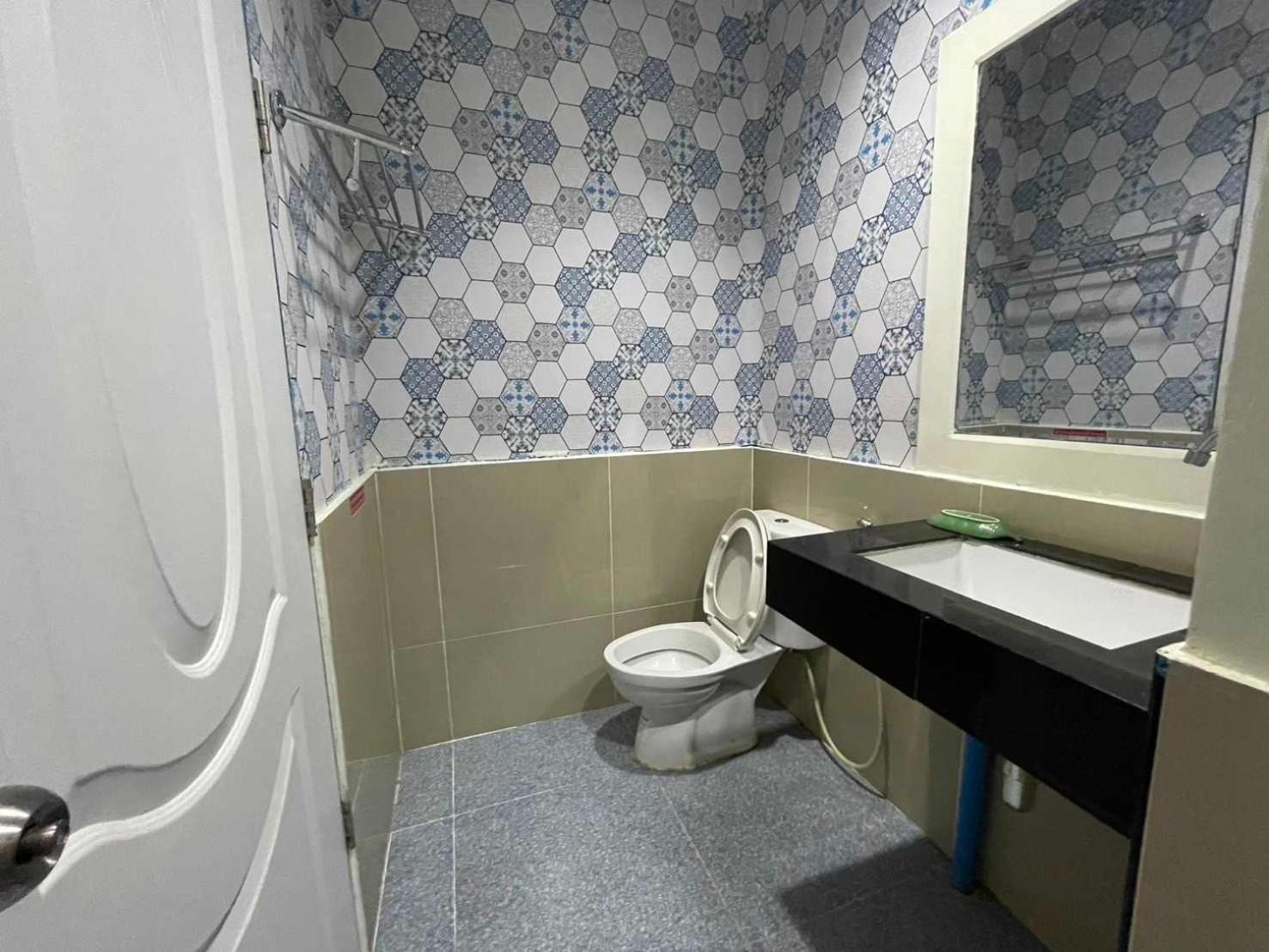 Oyo 75486 Anna Residence Jomtien Екстериор снимка