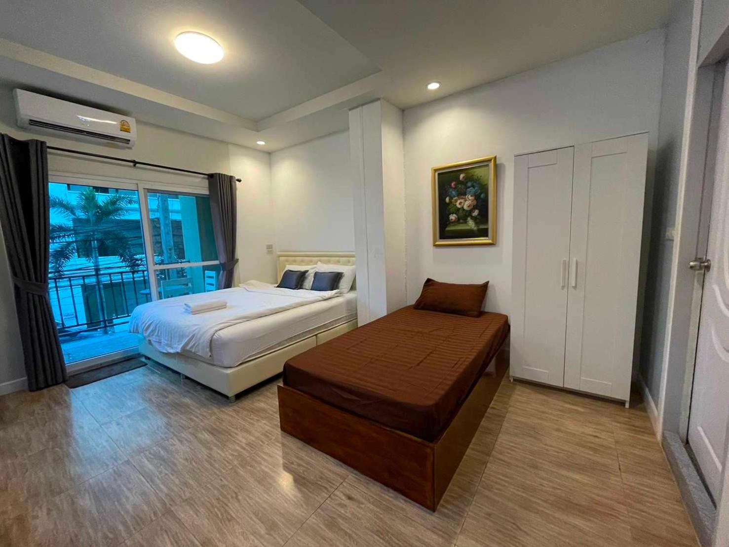 Oyo 75486 Anna Residence Jomtien Екстериор снимка