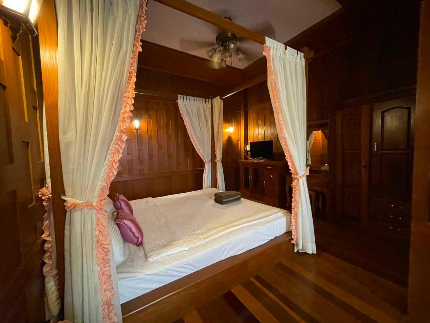 Oyo 75486 Anna Residence Jomtien Екстериор снимка