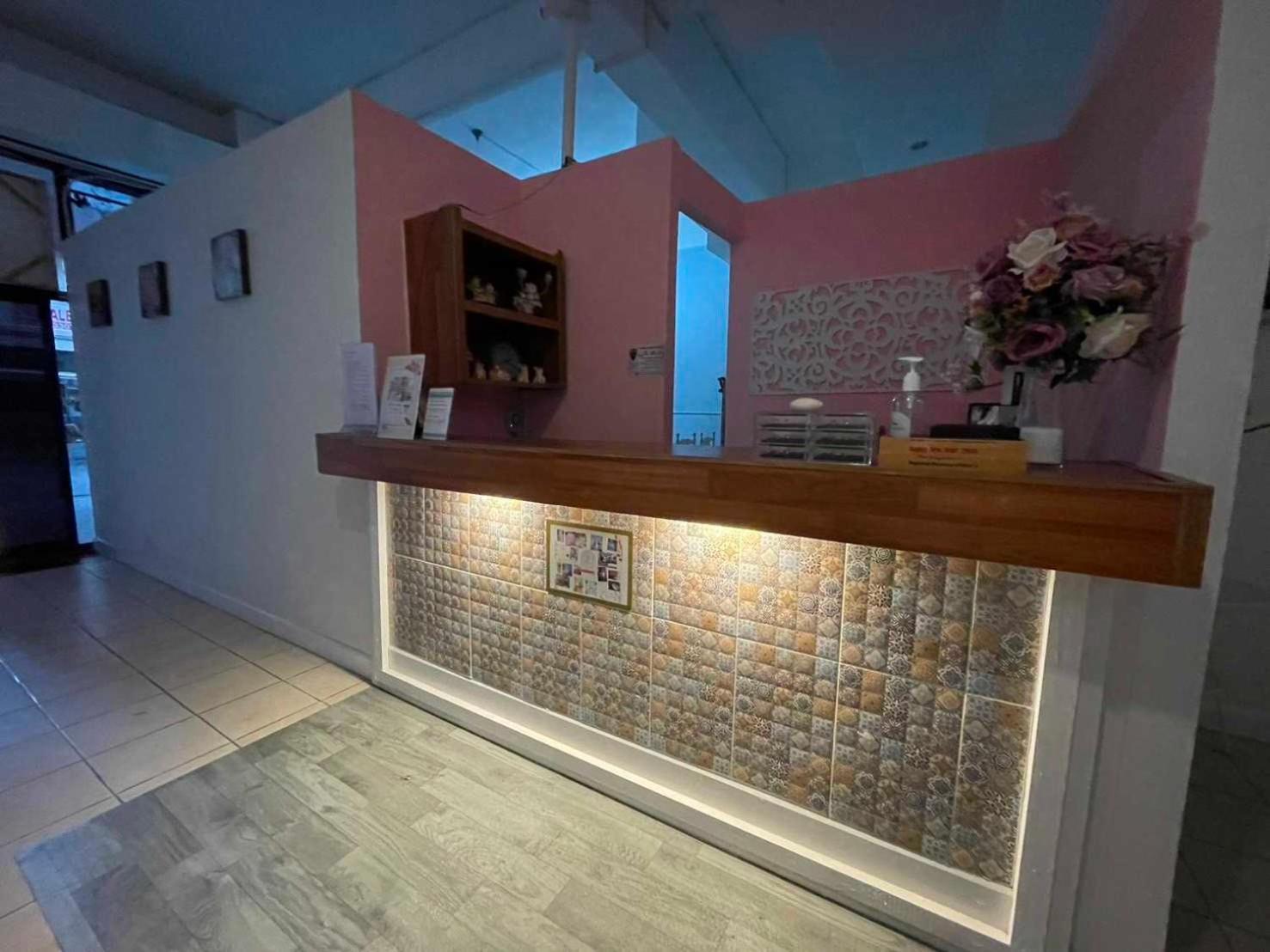 Oyo 75486 Anna Residence Jomtien Екстериор снимка