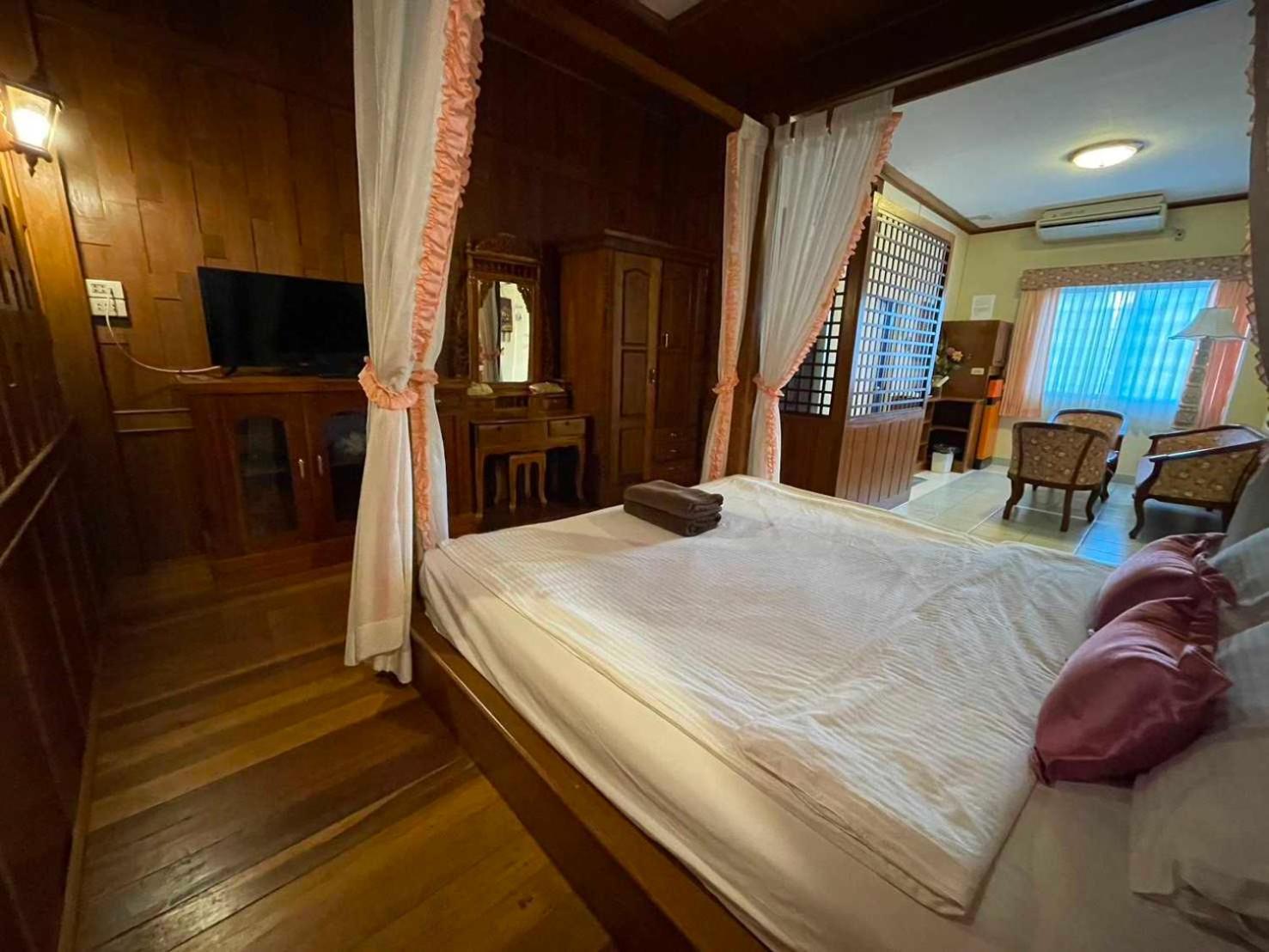 Oyo 75486 Anna Residence Jomtien Екстериор снимка