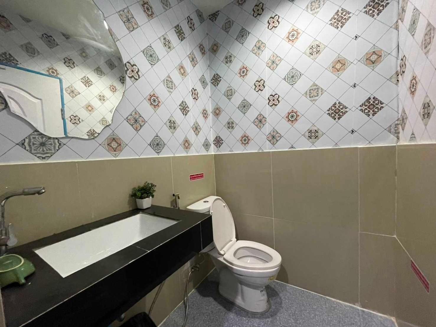 Oyo 75486 Anna Residence Jomtien Екстериор снимка