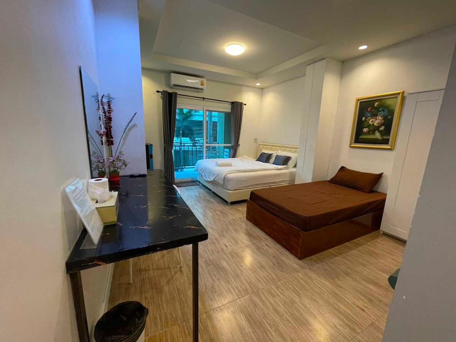 Oyo 75486 Anna Residence Jomtien Екстериор снимка