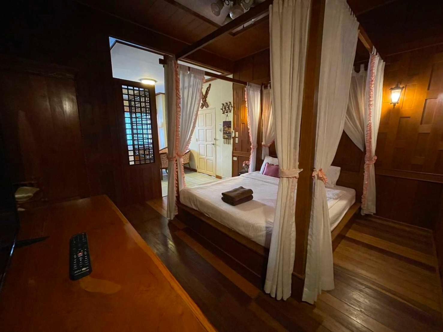 Oyo 75486 Anna Residence Jomtien Екстериор снимка
